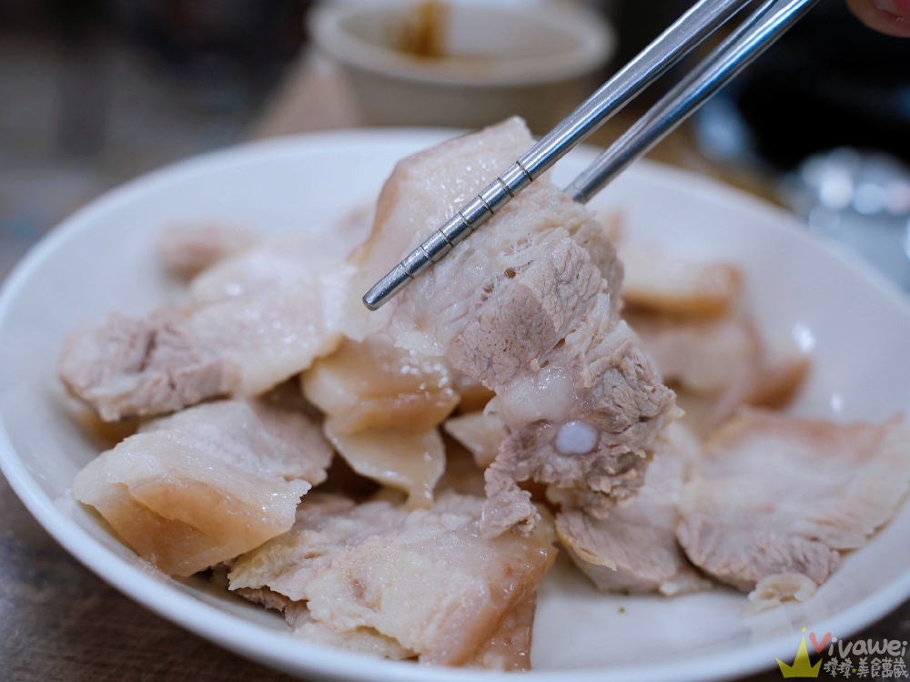 新北金山美食|『福緣火鍋』加油站旁的熱門石頭火鍋!生意超好的排隊店~海鮮什錦麵&熱炒類也是必點! 新北金山美食|『福緣火鍋』加油站旁的熱門石頭火鍋!生意超好的排隊店~海鮮什錦麵&熱炒類也是必點!