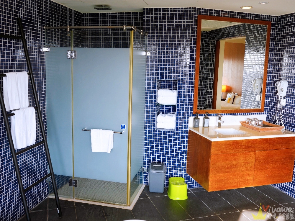 桃園中壢住宿｜『南方莊園渡假飯店』親子渡假首選！開箱景隅家庭客房～體驗迷你海盜大冒險住房專案＋竹地雞西式桌宴一次滿足！