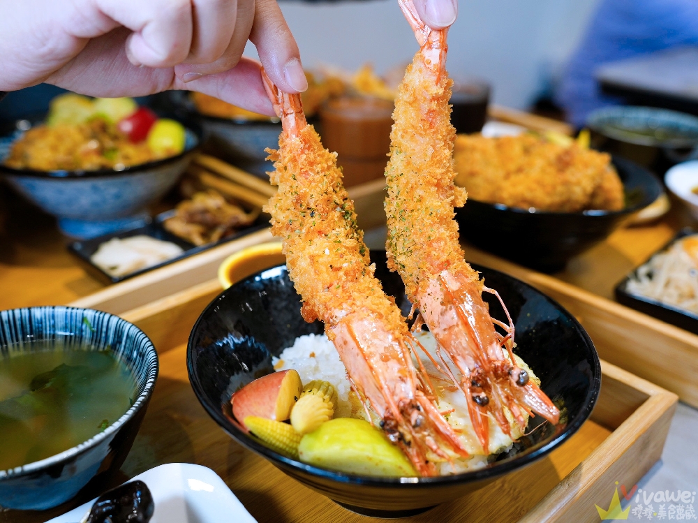 苗栗後龍美食｜『極丼飯館』環境溫馨舒適～餐點好吃的日式家常料理～內用有泰式奶茶&紅茶飲料免費暢飲！