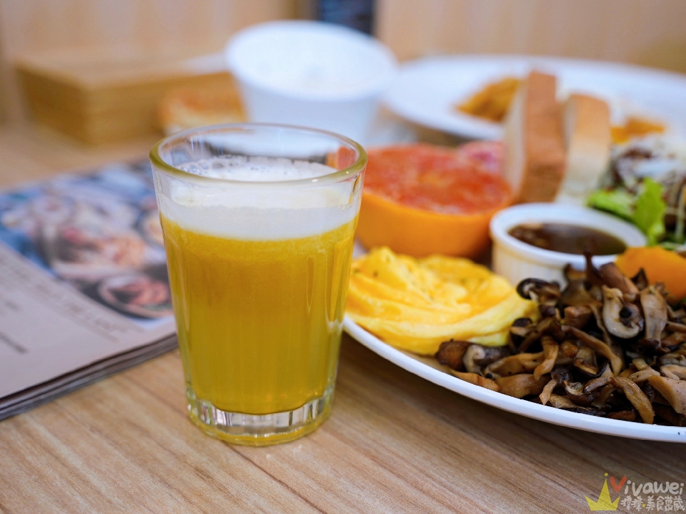 台北士林美食｜『小倉庫食研所』全時段早午餐BRUNCH專賣~另有義大利麵,燉飯等輕食選擇~內用享飲料無限暢飲！