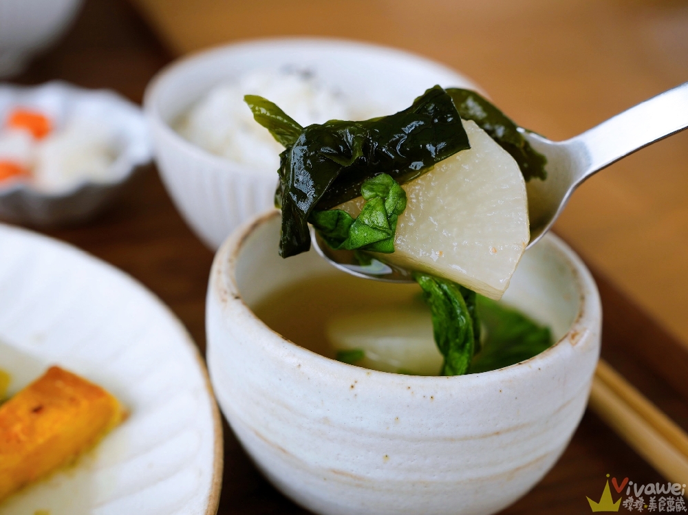 宜蘭員山美食｜『Walk In House 沃客宅』有停車場的質感民宿餐廳～專賣炸物,簡餐,火鍋,甜點,咖啡飲品！