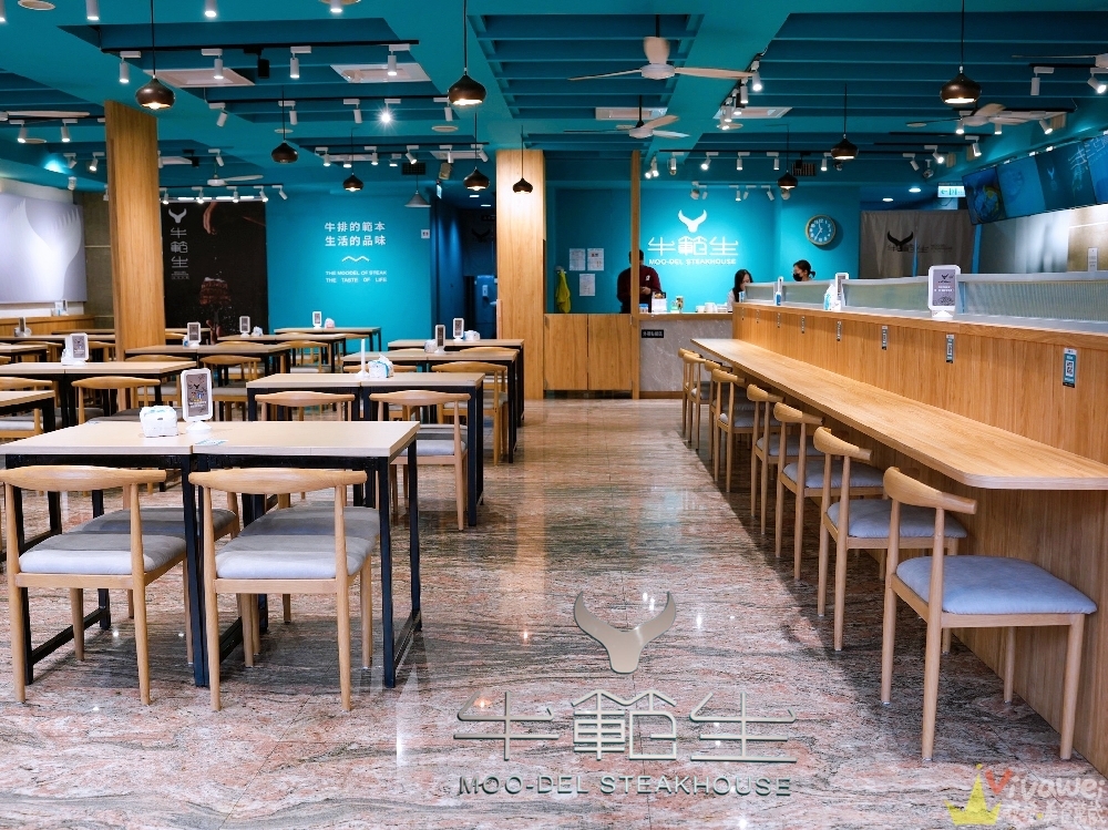 新竹竹北美食｜『牛範生台式蒜香牛排』牛排界的模範生～高CP值平價牛排！加鐵板麵&獨家油封蒜醬都免費！還有豐盛自助吧吃到飽！