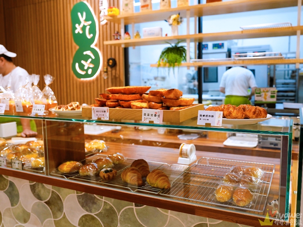 桃園八德美食|『丸玉パン屋』藏身在住宅區的好吃日式麵包店!推薦鹹甜平衡的波羅叉燒&紮實又濃甜的烤地瓜法國! 桃園八德美食|『丸玉パン屋』藏身在住宅區的好吃日式麵包店!推薦鹹甜平衡的波羅叉燒&紮實又濃甜的烤地瓜法國!