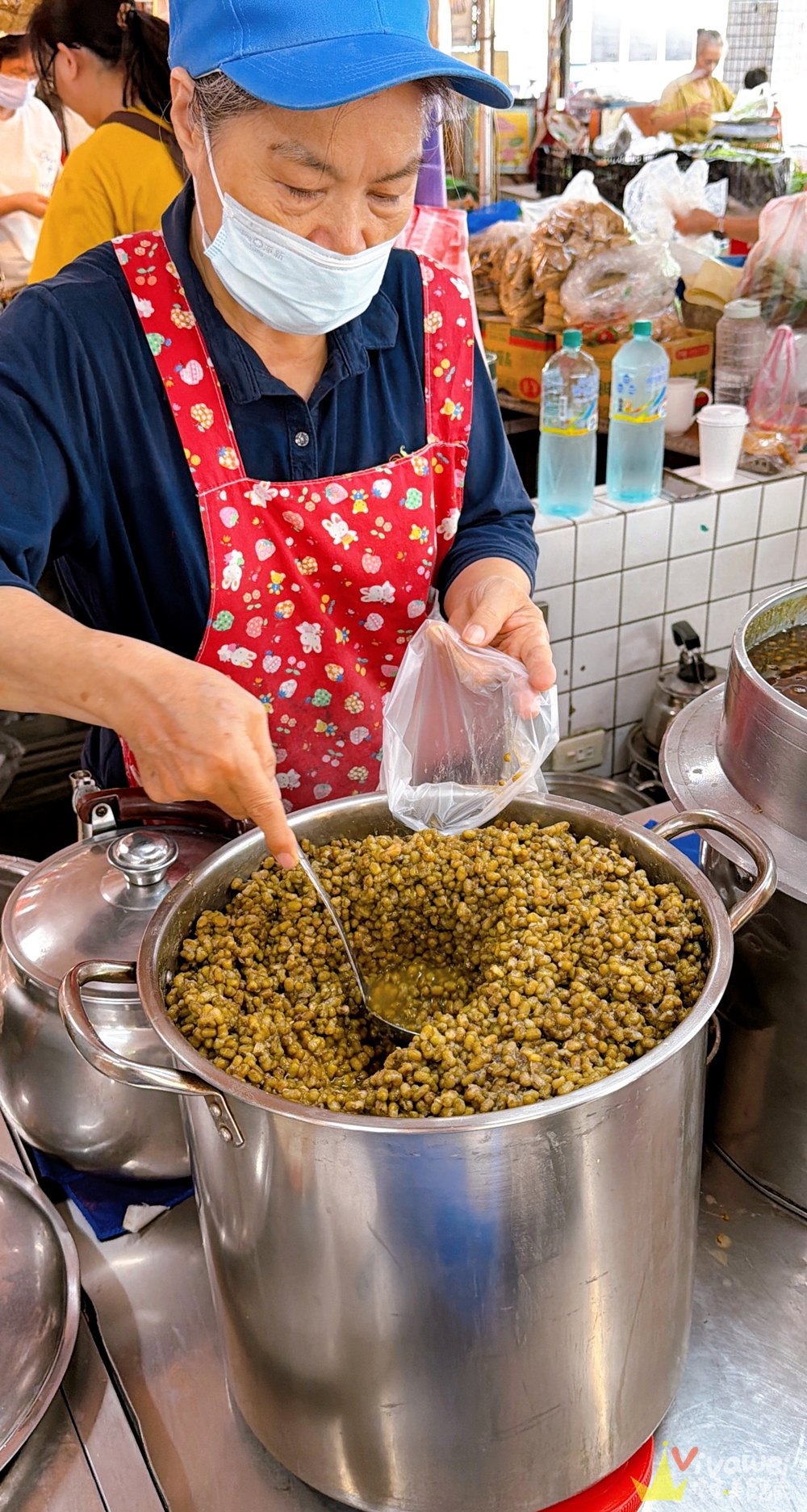 苗栗市美食｜『阿婆粉圓』北苗市場超人氣排隊古早味！只賣早上的手工粉圓和綠豆甜品（近苗栗火車站）