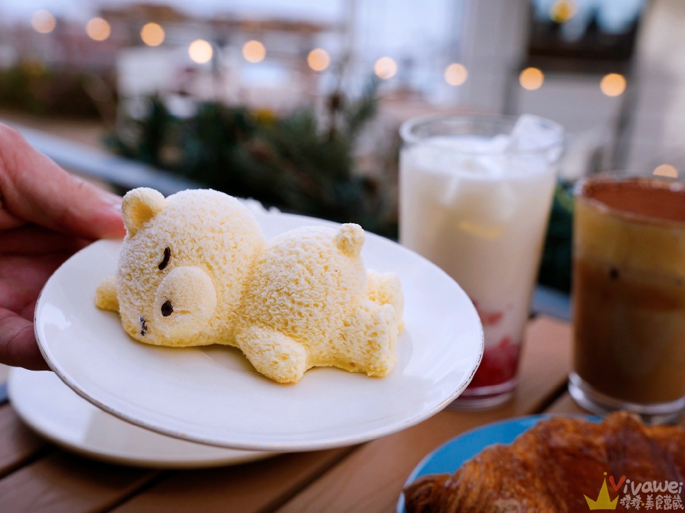 韓國釜山美食｜『OLDMUG』松亭海邊療癒系甜點咖啡廳～可愛熊熊蛋糕,草莓拿鐵與扁可頌開箱！