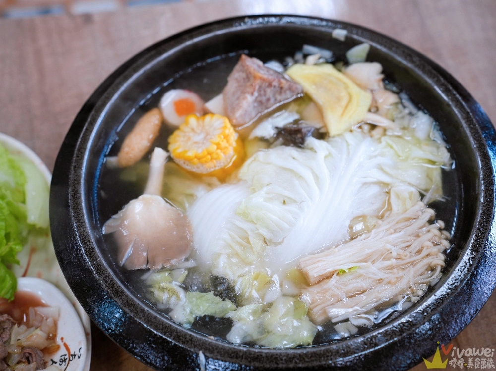 新北金山美食|『福緣火鍋』加油站旁的熱門石頭火鍋!生意超好的排隊店~海鮮什錦麵&熱炒類也是必點! 新北金山美食|『福緣火鍋』加油站旁的熱門石頭火鍋!生意超好的排隊店~海鮮什錦麵&熱炒類也是必點!