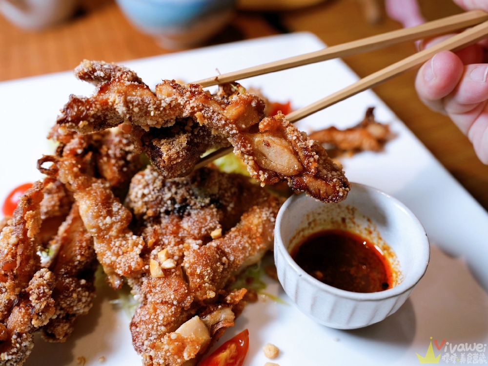 桃園中壢美食｜『蕃薯藤-TINA廚房 中壢壢景町店』點主餐即可享有半自助式健康豐盛餐！主打食當地/食當季/食有機！