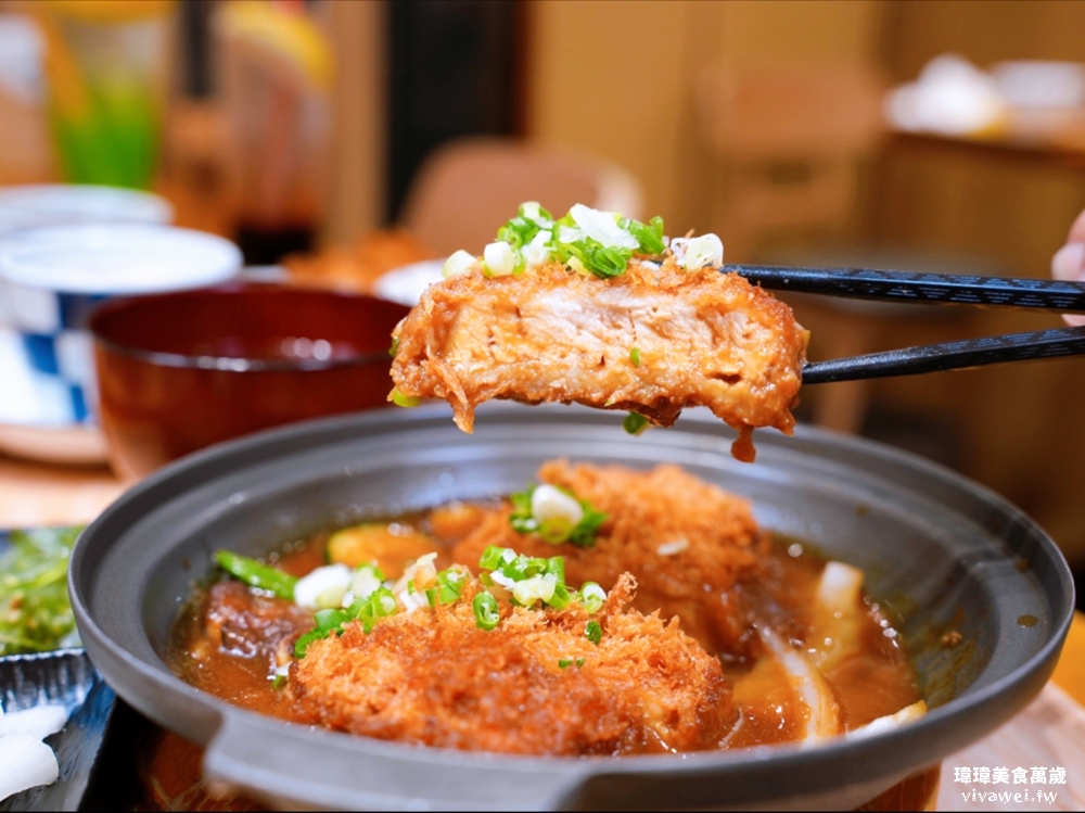 苗栗市美食|『花鳥豬排』熟成炸豬排專賣店!內用越光米,味噌湯,高麗菜絲,熱紅茶無限享用!平日商業午餐&外帶便當都推薦! 苗栗市美食|『花鳥豬排』熟成炸豬排專賣店!內用越光米,味噌湯,高麗菜絲,熱紅茶無限享用!平日商業午餐&外帶便當都推薦!