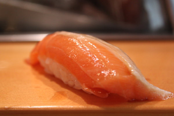 壽司大：一個人的旅行到東京築地市場吃最有名的「壽司大」