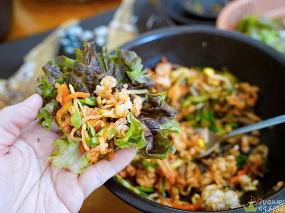 韓國釜山美食｜『옥이보리밥』在地隱藏版的大麥蔬菜拌飯~搭配現煎黃魚和海鮮煎餅~超澎湃的在地韓食餐廳！