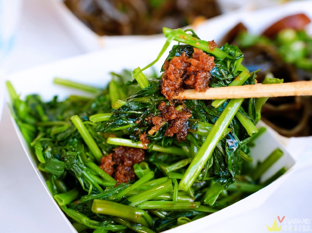 苗栗市美食|『簡單拌』隱藏版的銅板價麵店小吃!紅蔥拌麵超香,麻醬麵自己磨麻醬~還有紅油炒手+滷味! 苗栗市美食|『簡單拌』隱藏版的銅板價麵店小吃!紅蔥拌麵超香,麻醬麵自己磨麻醬~還有紅油炒手+滷味!