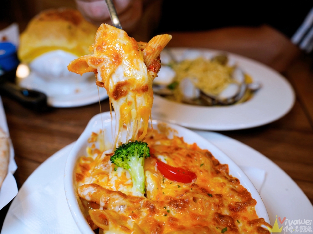 桃園中壢美食｜『Mint Pasta 中原店』高CP值的義大利麵&焗烤&手工窯烤披薩～還有貼心供應素食餐點！