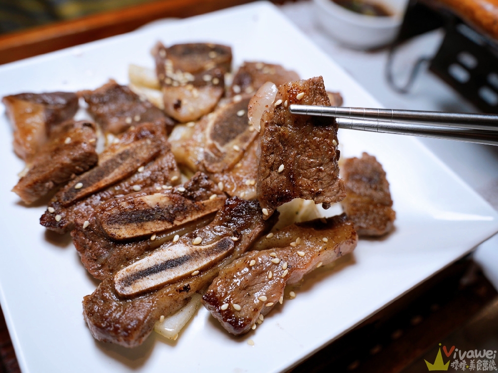 宜蘭冬山美食|『烘爐茶古商行』免服務費+免費停車!火鍋雙拼牛小排、檸檬雞腿排套餐超有誠意! 宜蘭冬山美食|『烘爐茶古商行』免服務費+免費停車!火鍋雙拼牛小排、檸檬雞腿排套餐超有誠意!