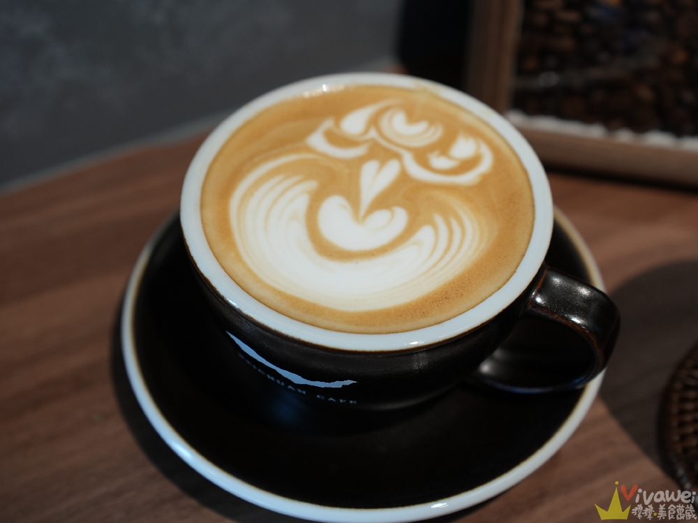 苗栗後龍美食｜『北川咖啡 BEICHUAN CAFE』隱身在住宅區的質感咖啡館！提拉米蘇,巴斯克蛋糕,特色咖啡推薦！