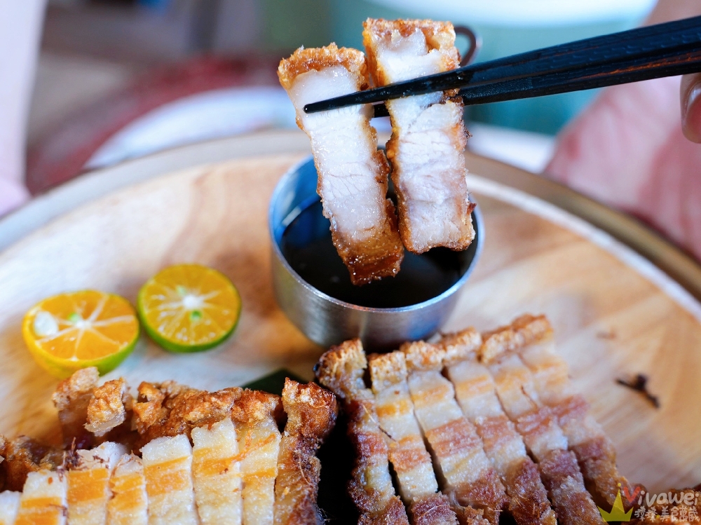 台北大安美食｜『 ABV南洋餐酒館-台北國館店』國父紀念館站南洋風特色美食！上百款精釀啤酒搭配超完美！