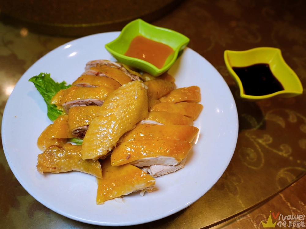 桃園龍潭美食｜『桃群客家活魚餐廳』龍潭大池周邊～附設免費停車場！餐點豐富多元又好吃的熱炒桌菜餐廳！