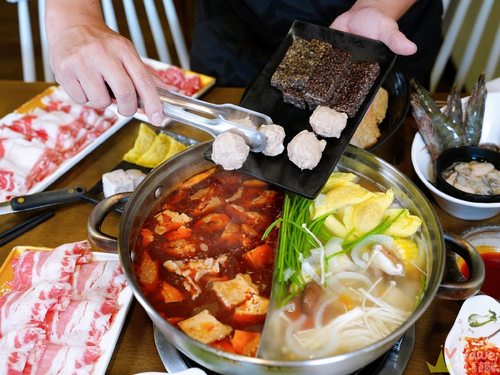 桃園市美食|『鐵木真麻辣鴛鴦火鍋』在地開業多年的單點傳統台式麻辣鍋~鴨血和豆腐免費續加! 桃園市美食|『鐵木真麻辣鴛鴦火鍋』在地開業多年的單點傳統台式麻辣鍋~鴨血和豆腐免費續加!