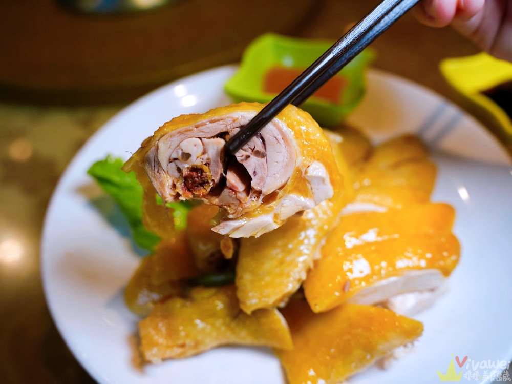 桃園龍潭美食｜『桃群客家活魚餐廳』龍潭大池周邊～附設免費停車場！餐點豐富多元又好吃的熱炒桌菜餐廳！