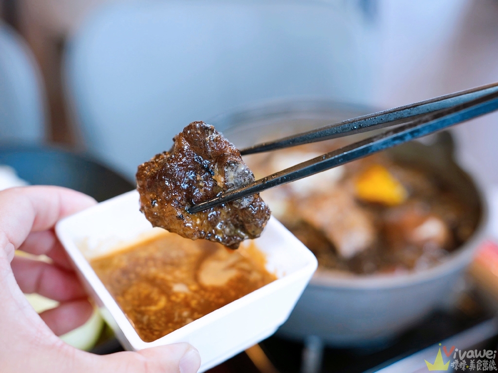 苗栗獅潭美食｜『光之彩庭園餐廳』附設免費停車位！親子友善&輪椅友善&寵物友善的舒適用餐空間～有義大利麵,火鍋,披薩,甜點下午茶!