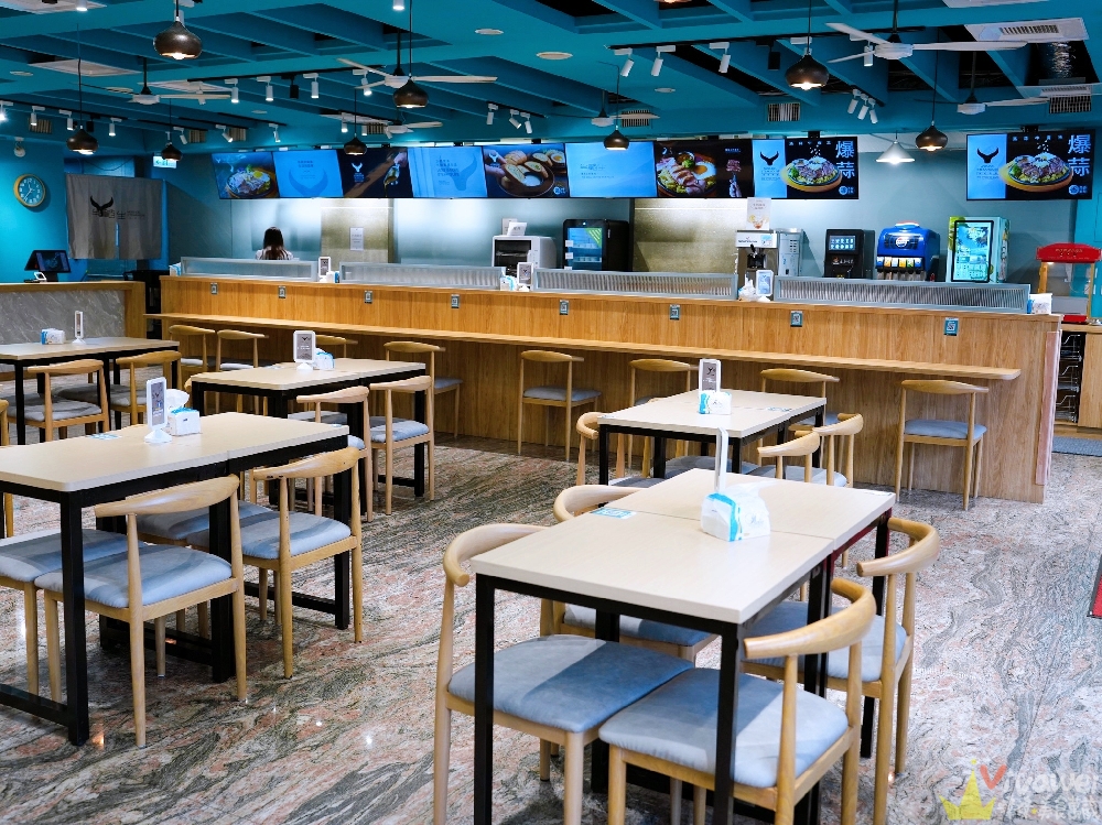 新竹竹北美食｜『牛範生台式蒜香牛排』牛排界的模範生～高CP值平價牛排！加鐵板麵&獨家油封蒜醬都免費！還有豐盛自助吧吃到飽！