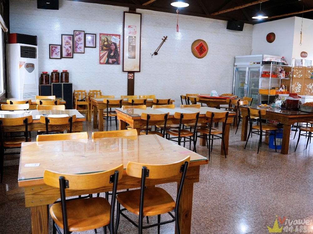 苗栗大湖美食｜『好師父牛排館』在地傳統平價牛排館！附玉米濃湯與紅茶！推薦必點牛肉炒飯&鐵板麵比排餐更值得吃！