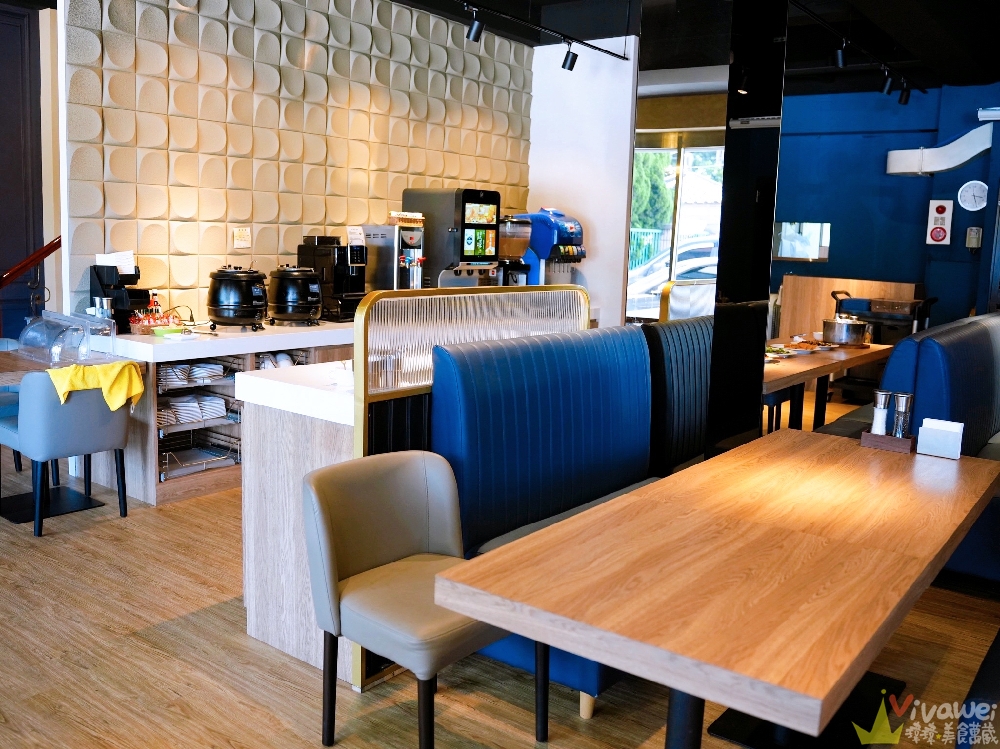 桃園中壢美食｜『慕特牛排中原店』排餐350元起～有自助吧及薯條無限續～附設免費停車場！
