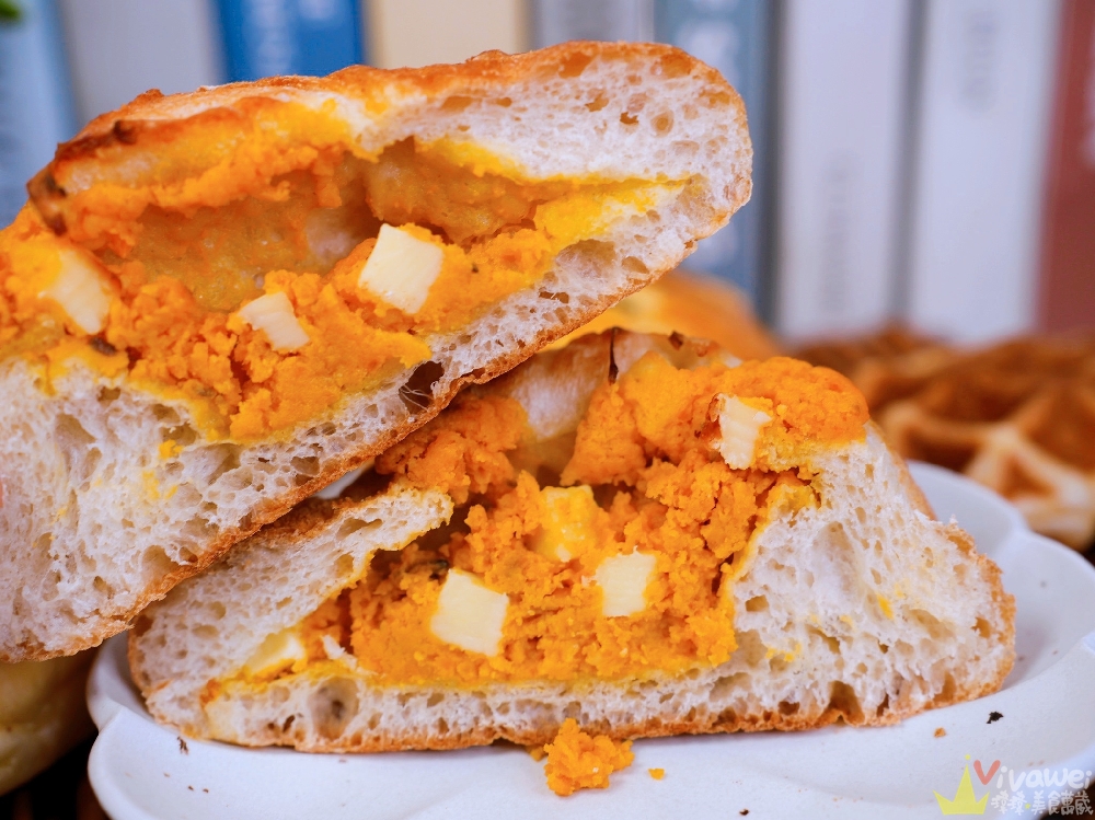 桃園八德美食｜『丸玉パン屋』藏身在住宅區的好吃日式麵包店！推薦鹹甜平衡的波羅叉燒&紮實又濃甜的烤地瓜法國！