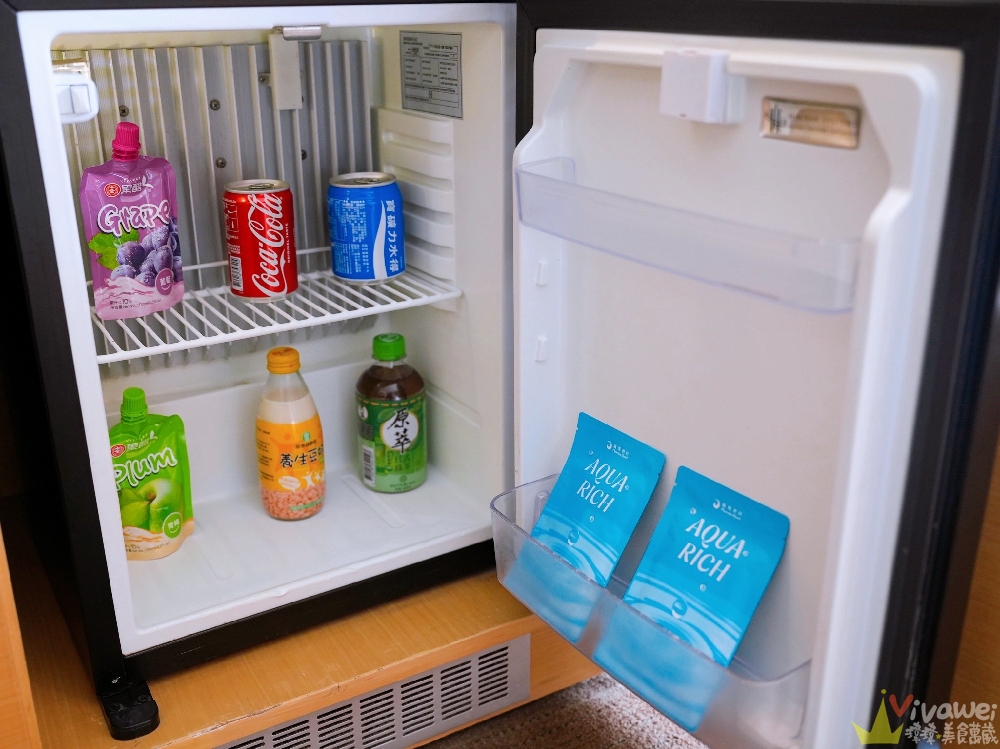 宜蘭礁溪住宿｜『長榮鳳凰酒店(礁溪)』開箱生日我最大方案&鳳凰飴號！客房生日布置&免費生日蛋糕！鳳凰飴號的星巴克咖啡下午茶&晚上Happy Hour暢飲！