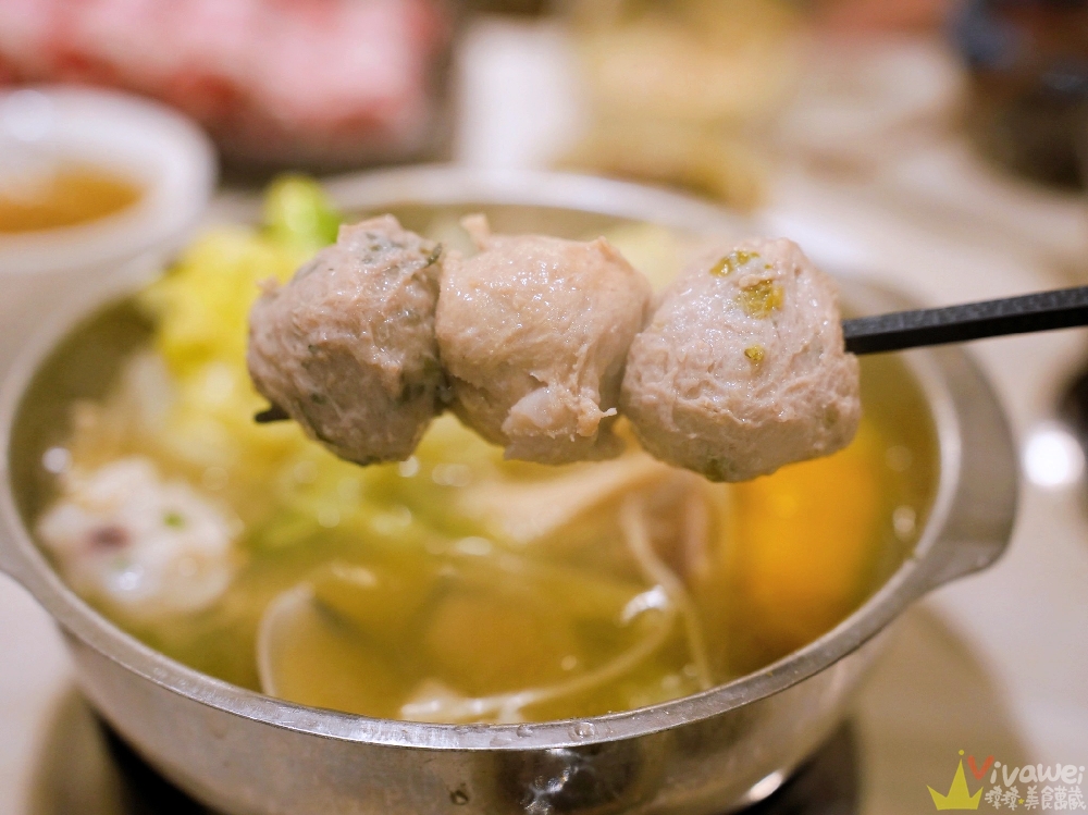 桃園中壢美食｜『好神自然鍋』內壢高品質火鍋！主打自然蔬果湯&天然食材！健康美味又好吃！