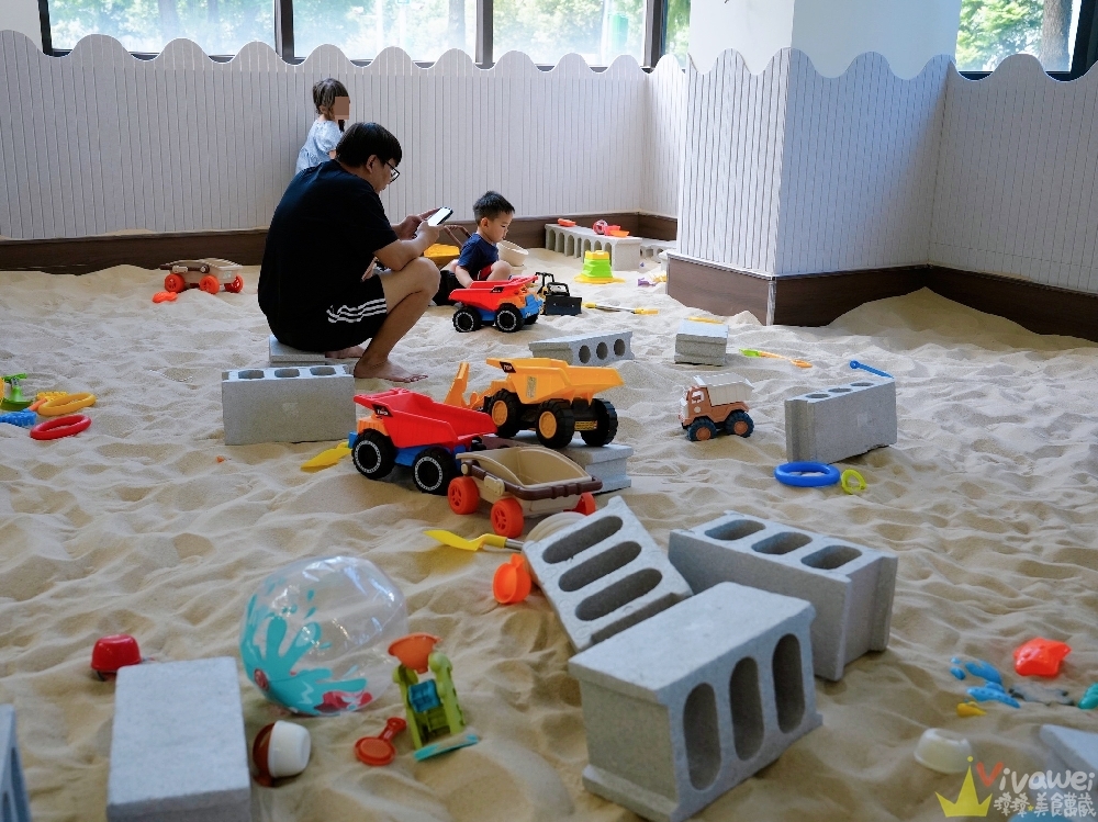 桃園中壢景點｜『海嶼沙親子體驗館』青埔親子景點新開幕！室內玩沙玩3小時～試營運199元超划算～加碼送荷蘭小鬆餅！