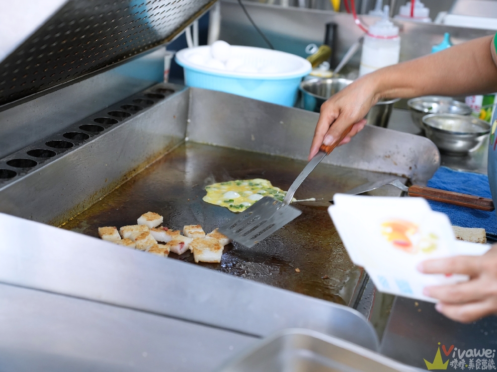 苗栗市美食｜『貓貍早餐』苗栗市也能吃到胡椒蔥餅和烤饅頭了～生意很好建議提前預訂！