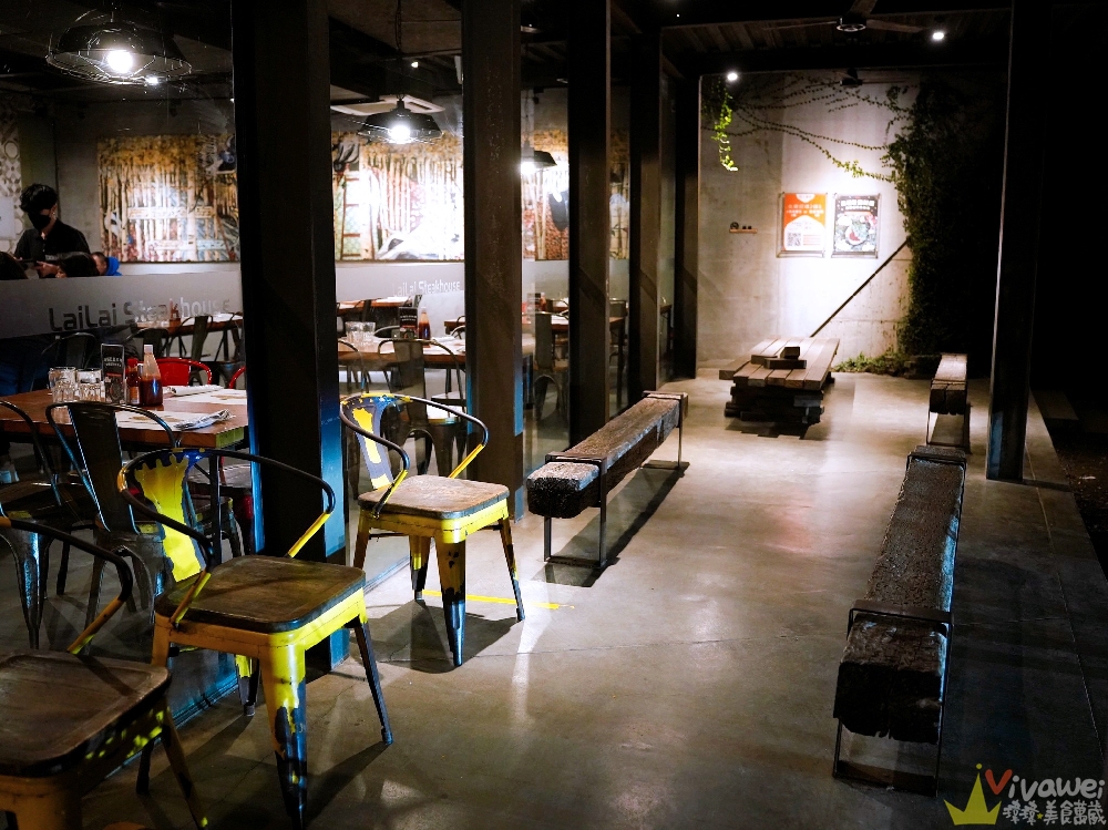 宜蘭五結美食|『來來牛排』在地老字號排隊餐廳!附設免費停車場!必吃蒜酥牛排+香菜加好加滿!紅茶和酥皮濃湯超加分! 宜蘭五結美食|『來來牛排』在地老字號排隊餐廳!附設免費停車場!必吃蒜酥牛排+香菜加好加滿!紅茶和酥皮濃湯超加分!