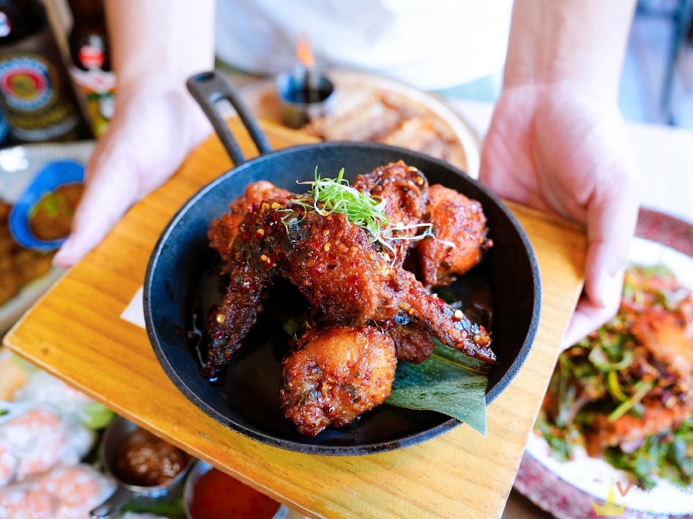 台北大安美食｜『 ABV南洋餐酒館-台北國館店』國父紀念館站南洋風特色美食！上百款精釀啤酒搭配超完美！