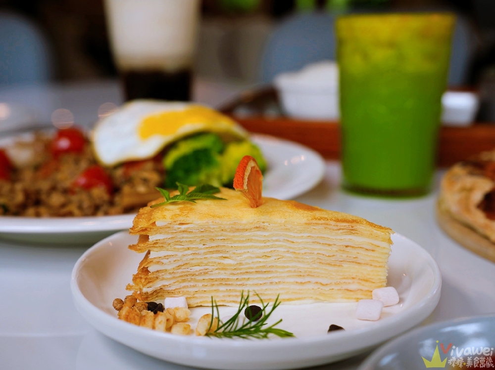 苗栗獅潭美食｜『光之彩庭園餐廳』附設免費停車位！親子友善&輪椅友善&寵物友善的舒適用餐空間～有義大利麵,火鍋,披薩,甜點下午茶!