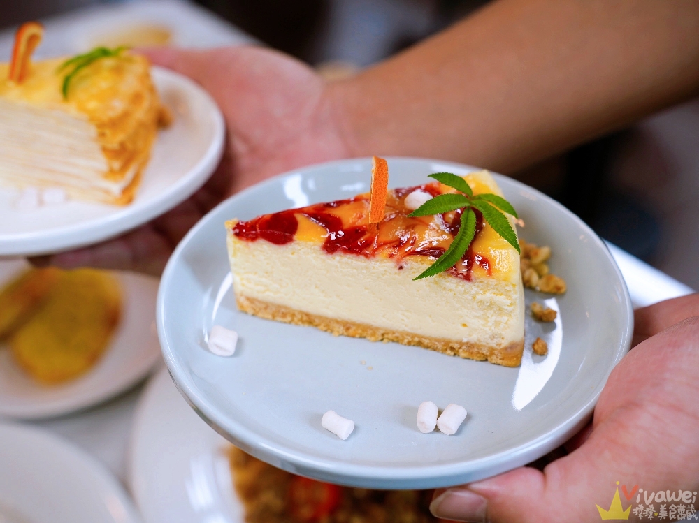 苗栗獅潭美食｜『光之彩庭園餐廳』附設免費停車位！親子友善&輪椅友善&寵物友善的舒適用餐空間～有義大利麵,火鍋,披薩,甜點下午茶!