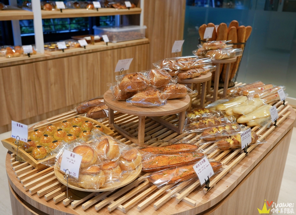 新竹竹北美食｜『旗山麵包』莊敬五街新開幕！價格平實的質感麵包店！