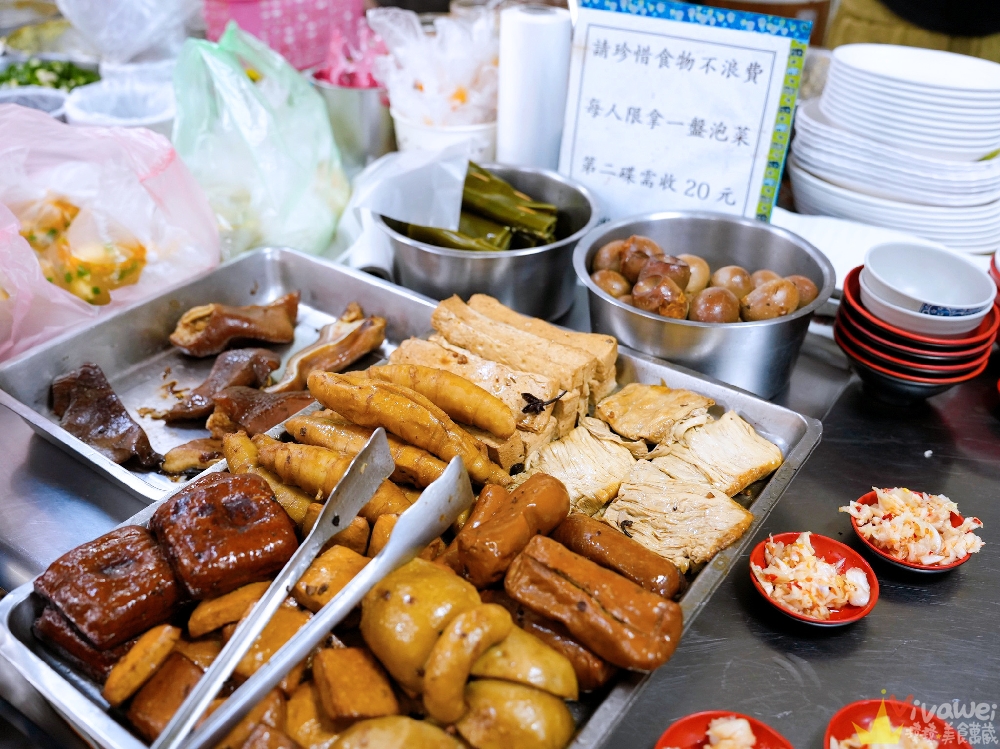 桃園中壢美食｜『來來米干』龍岡熱門米干～湯頭味道較清爽～每人附一份免費泡菜！