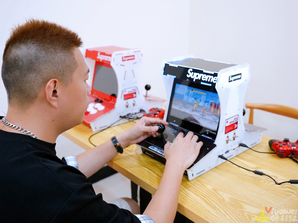 苗栗市美食｜『六小福林記炒羊肉』生意超好～新鮮現炒的羊肉小吃！冷氣開放～飲料免費暢飲～還有兒童遊樂區的舒適小吃店！