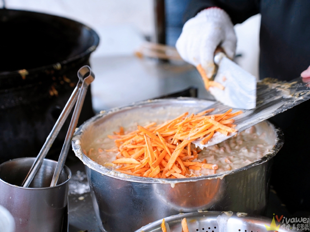 宜蘭礁溪美食｜『春捲伯』高CP值銅板美食~必吃的現做蝦餅和春捲~超好吃大推薦!