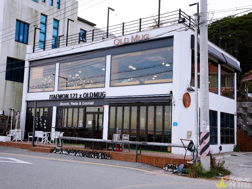 韓國釜山美食｜『OLDMUG』松亭海邊療癒系甜點咖啡廳～可愛熊熊蛋糕,草莓拿鐵與扁可頌開箱！