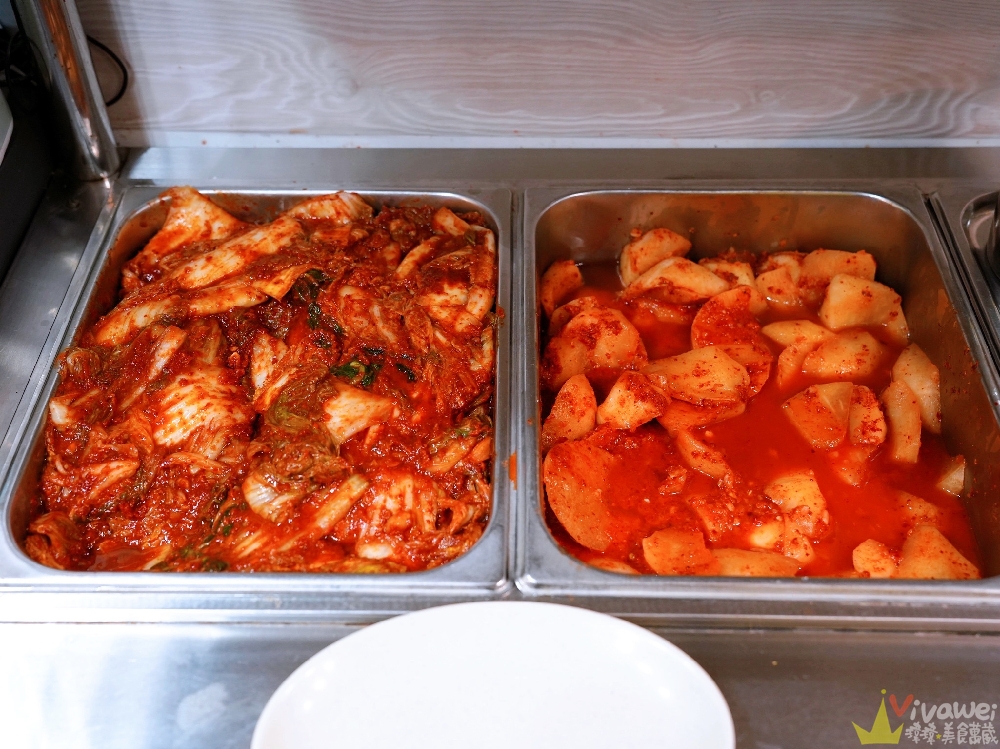 韓國釜山美食｜『31cm海鮮刀削麵』海雲台傳統市場熱門的海鮮刀削麵~清爽鮮甜的湯頭和滿滿海鮮貝類！