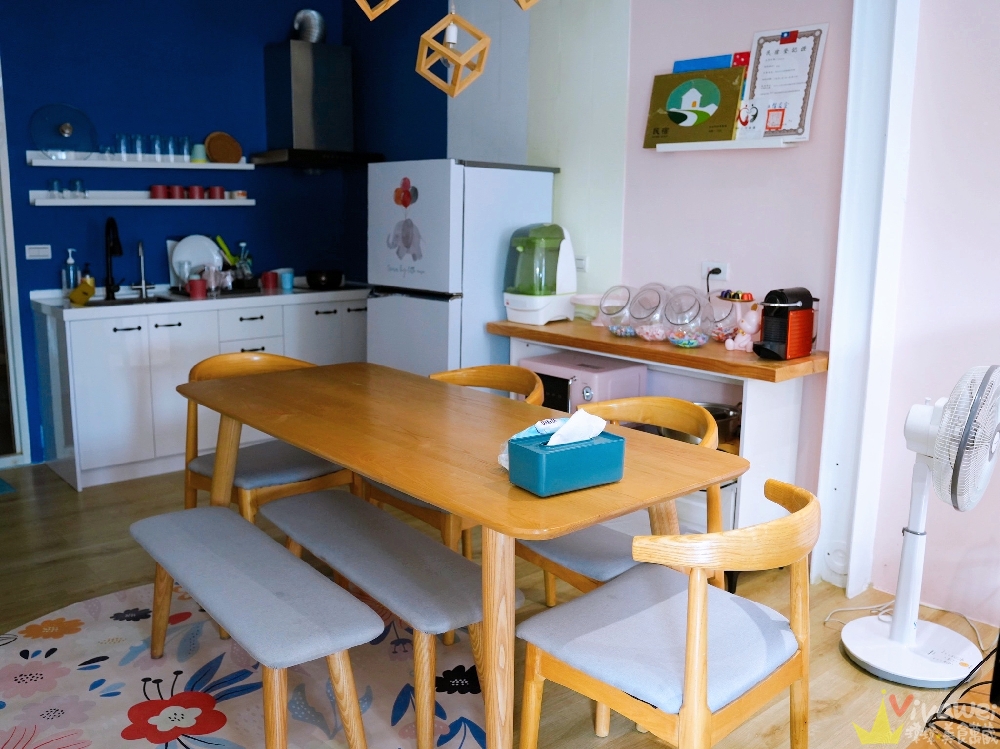 新北三芝包棟民宿推薦｜『李家出走民宿』晚鳥訂房一晚不到2000包棟太誇張！有套房+球池+戲水池+廚房+烤肉區超適合親子與朋友聚會！