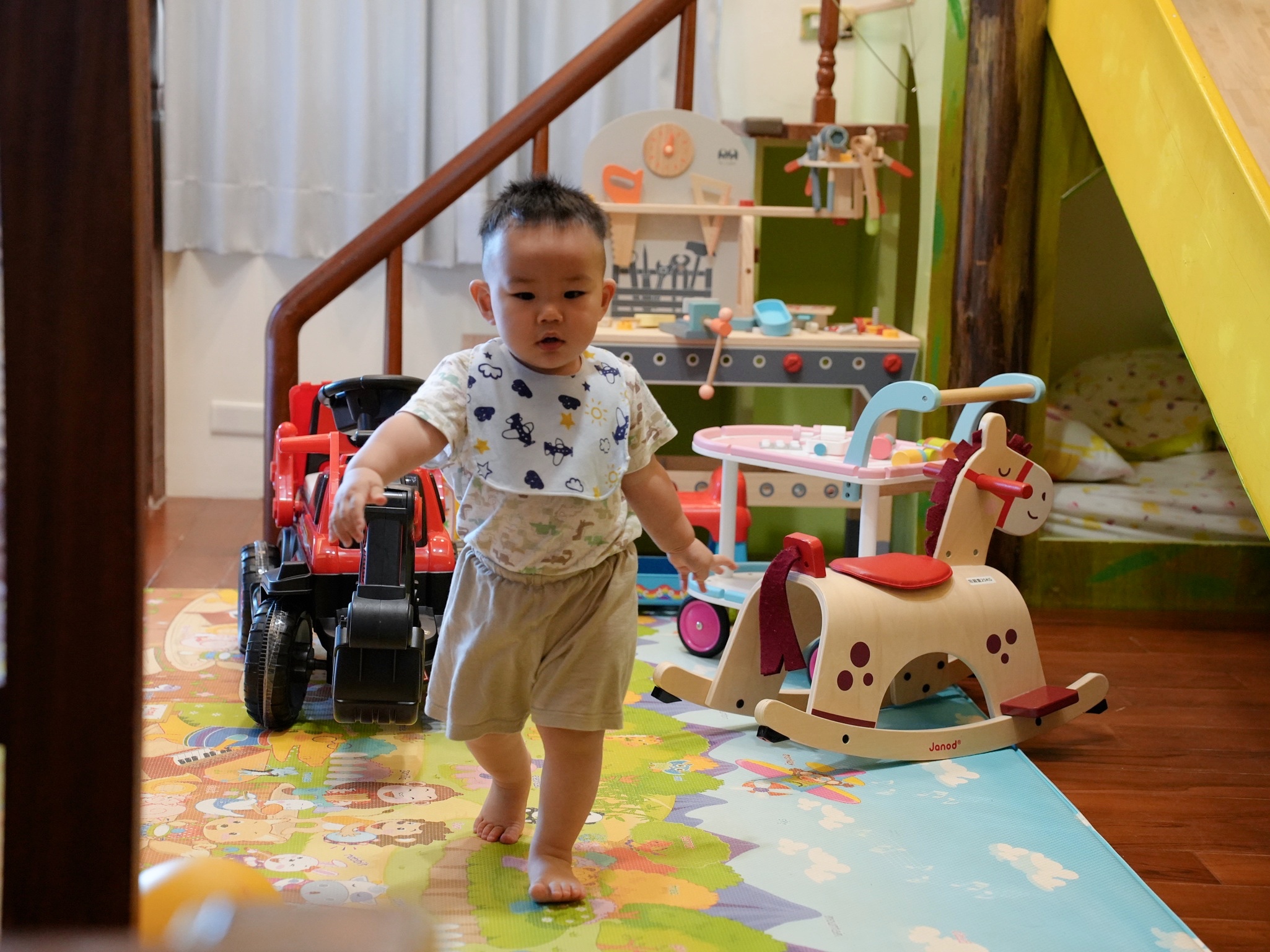 宜蘭冬山住宿|『松之墅溜滑梯親子民宿』小孩天堂~溜滑梯房型+電動車+沙池+球池+迎賓下午茶+超澎湃早餐一次滿足! 宜蘭冬山住宿|『松之墅溜滑梯親子民宿』小孩天堂~溜滑梯房型+電動車+沙池+球池+迎賓下午茶+超澎湃早餐一次滿足!