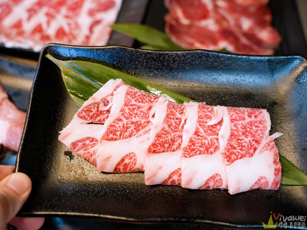 桃園市美食|『三柒燒肉專門店-桃園中華店』桃園火車站新開幕燒肉吃到飽!日本A5和牛+波士頓龍蝦+松葉蟹腳+鱈場蟹腳無限供應~1988元頂級燒肉吃到飽推薦! 桃園市美食|『三柒燒肉專門店-桃園中華店』桃園火車站新開幕燒肉吃到飽!日本A5和牛+波士頓龍蝦+松葉蟹腳+鱈場蟹腳無限供應~1988元頂級燒肉吃到飽推薦!