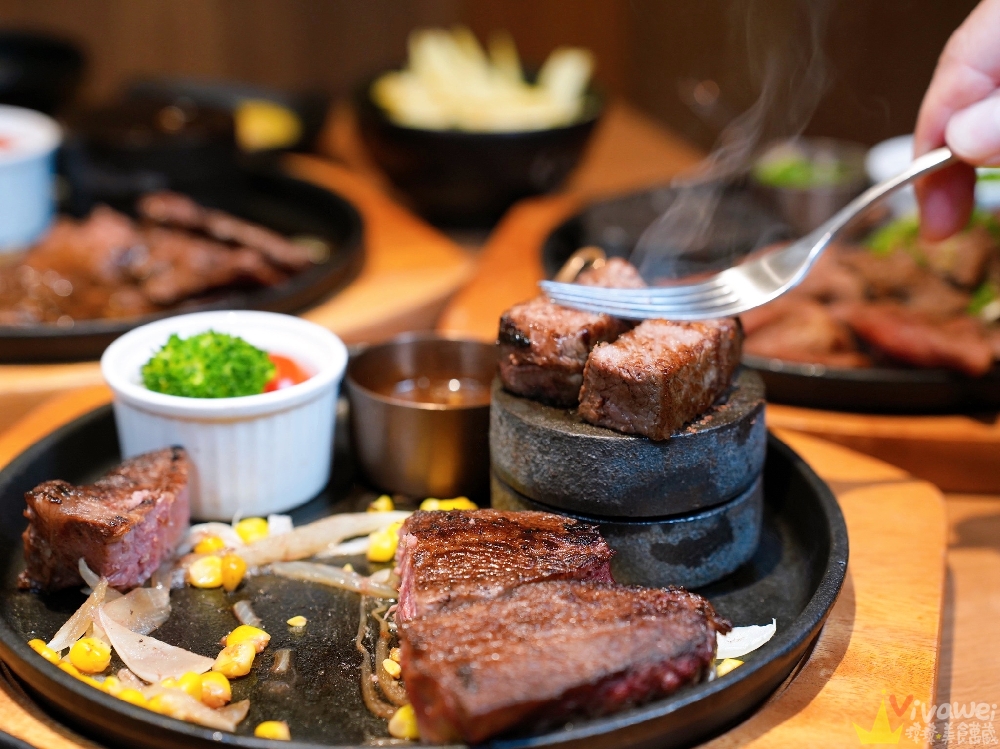 桃園市美食｜『炙り庵steak牛排』桃園車站新開幕！嚴選牛肉現煎炙燒～自助區誠意滿滿～牛滷肉飯,味噌湯,炸薯條通通無限續！