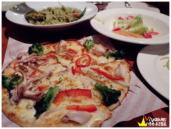 Vasa Pizzeria瓦薩比薩(內科店)：台北內湖區｜百吃不膩的地瓜捲心披薩『Vasa Pizzeria瓦薩比薩』