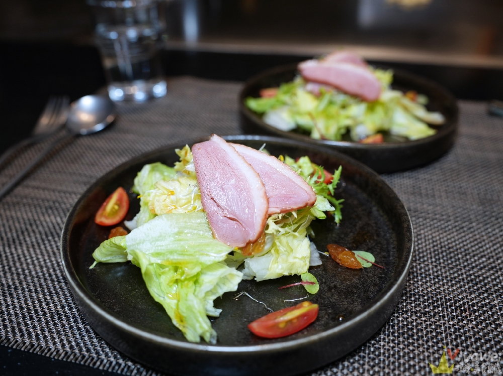 苗栗市美食｜『賞鐵板料理』適合約會和慶生聚餐的質感鐵板料理！親子友善～附免費停車場！