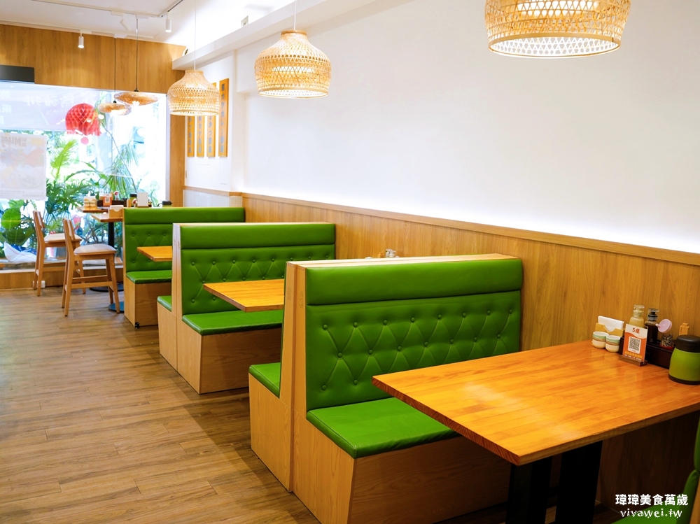 苗栗市美食｜『花鳥豬排』熟成炸豬排專賣店！內用越光米,味噌湯,高麗菜絲,熱紅茶無限享用！平日商業午餐&外帶便當都推薦！