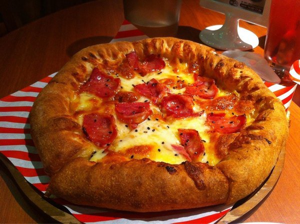 Vasa Pizzeria 瓦薩比薩(中山店)：超特別超美味的地瓜捲心披薩「瓦薩披薩(中山店)」