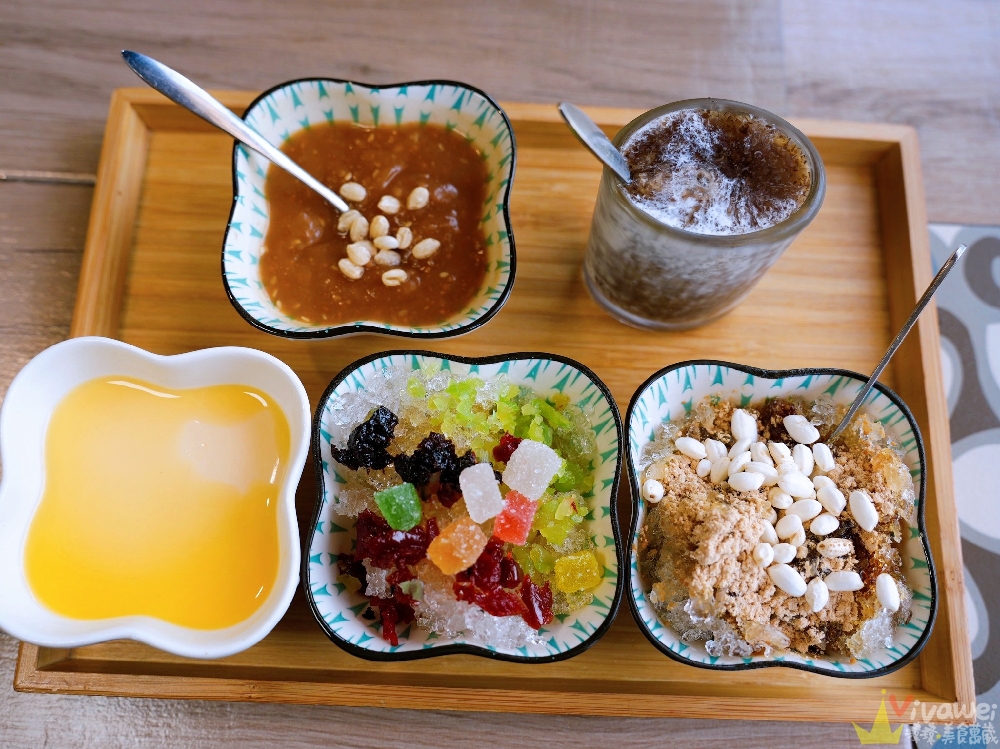 桃園中壢美食|『鍋強強極緻火鍋』新升級桌邊蔬菜免費續&氣泡飲料暢飲&指定套餐+100元肉肉吃到飽!附設免費停車場~親子友善餐廳~回訪多次的質感火鍋店! 桃園中壢美食|『鍋強強極緻火鍋』新升級桌邊蔬菜免費續&氣泡飲料暢飲&指定套餐+100元肉肉吃到飽!附設免費停車場~親子友善餐廳~回訪多次的質感火鍋店!